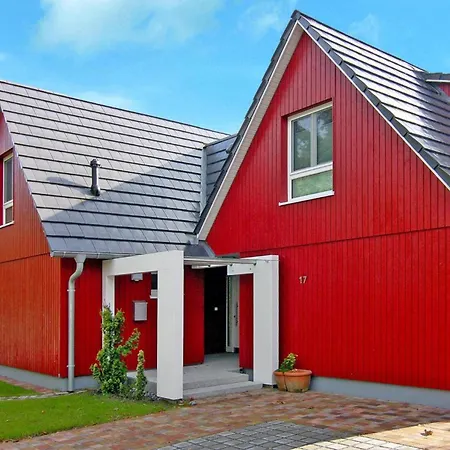 Semi Detached House *